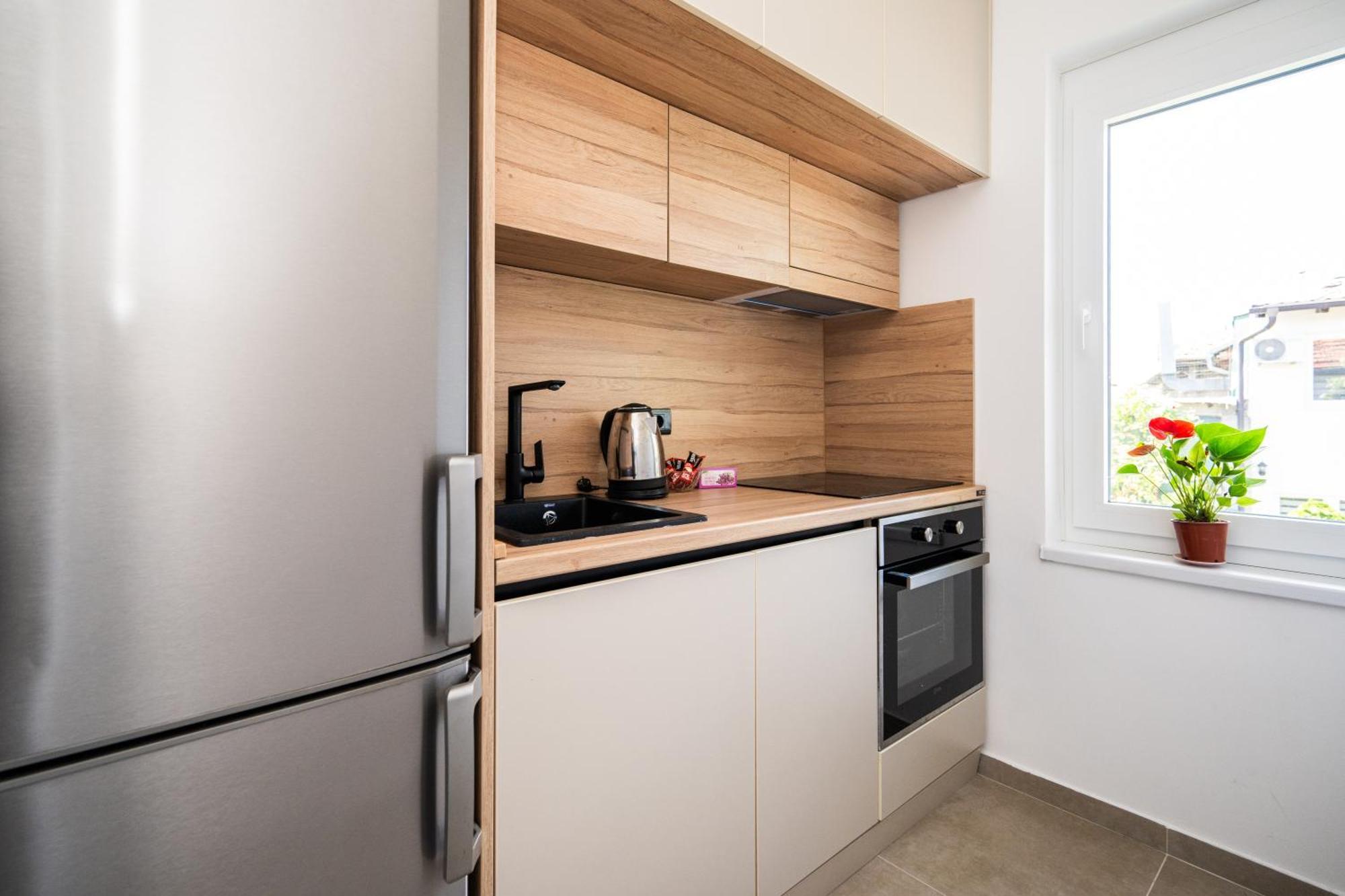 Bright 2Bdr Apartment With Balcony - Free Parking Sarajevo Ngoại thất bức ảnh